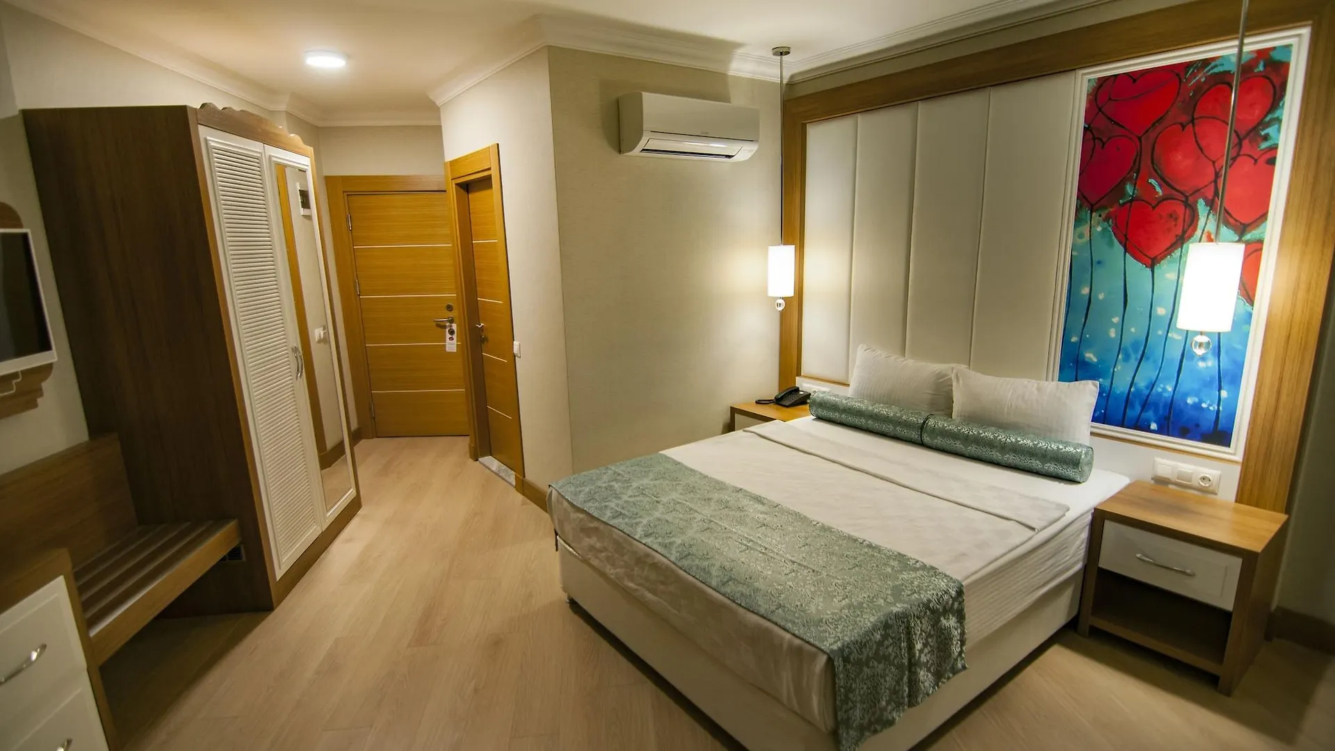 Contacts de Exelans Hotel